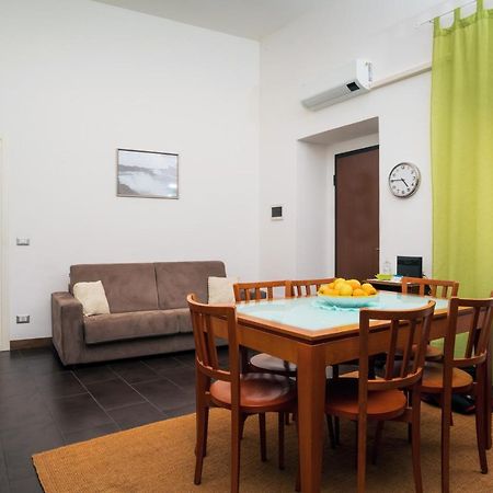 Villa Antico Borgo Aeroporto di Catania Fontana Rossa Esterno foto
