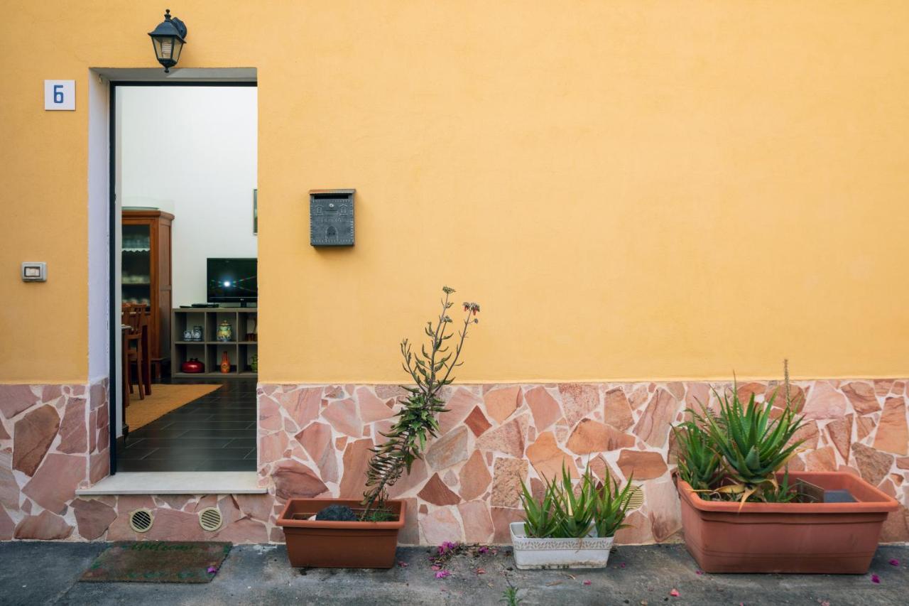 Villa Antico Borgo Aeroporto di Catania Fontana Rossa Esterno foto